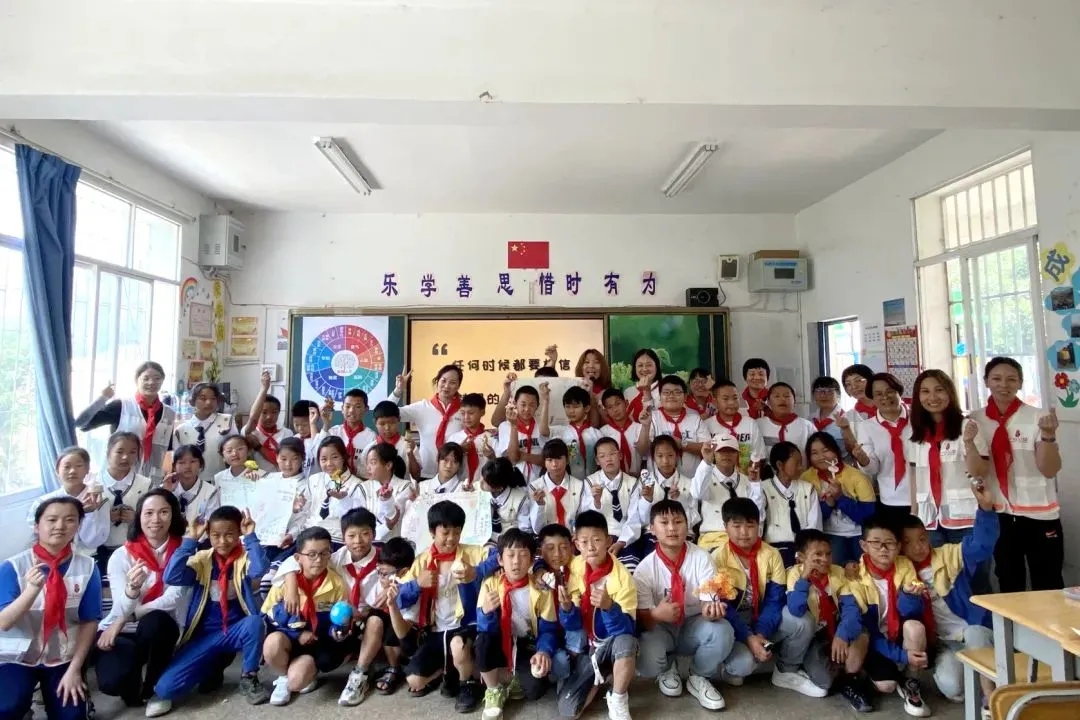 用心前行，筑夢遠航 | 雪萊特希望小學云南助學活動